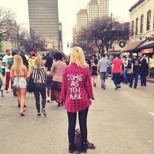 Jac Vanek boutique flannel